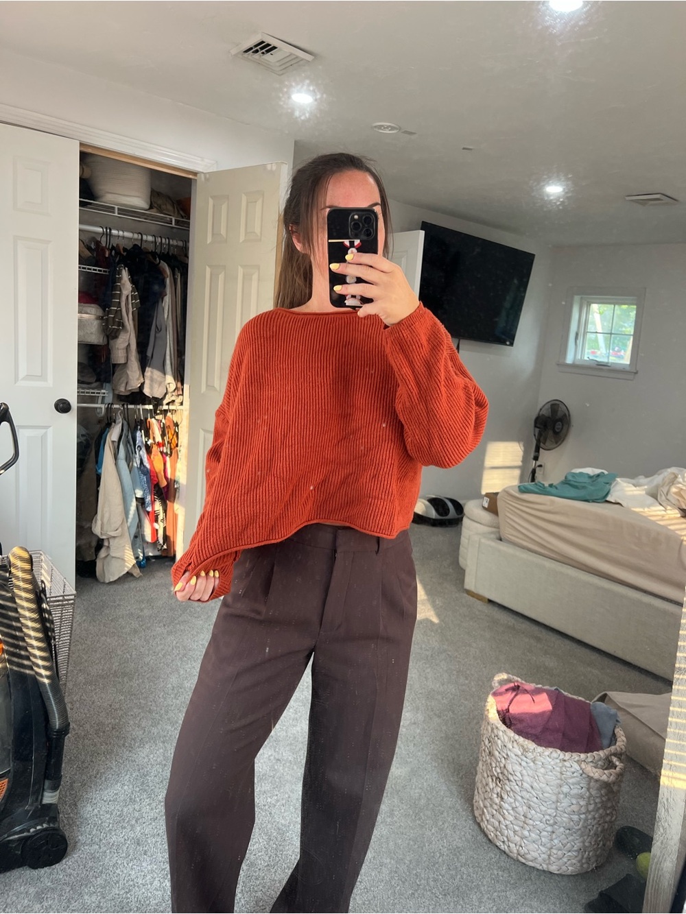 Mia & Tess oversized Women's rust crop  Sweater small